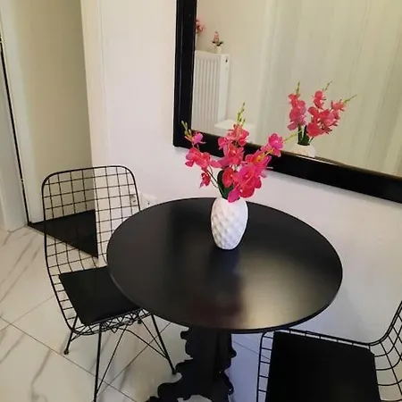 Tania's House アパート *